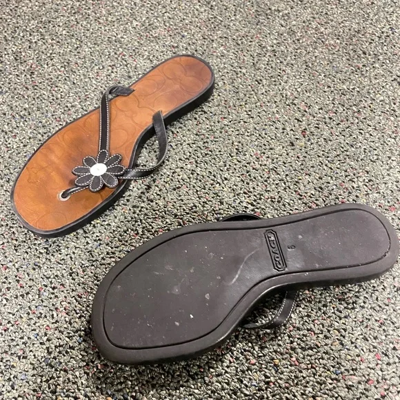 Coach Black and Brown Floral Sandals - Picture 4 of 4
